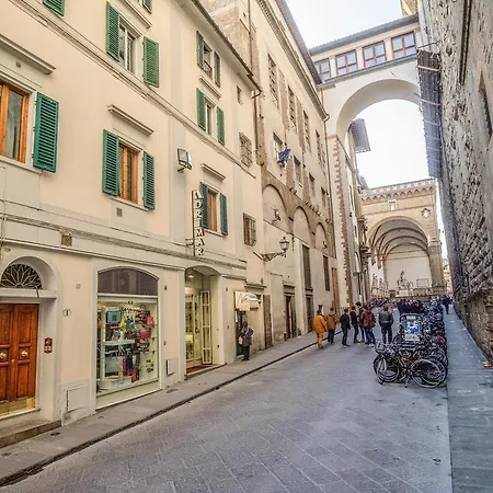 Cimabue Apartment *